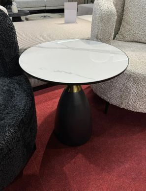 Coffee table GEMINI WHITE MARBLE EFFECT with MATT BLACK AND BRUSHED GOLD (CERAMIC/METAL) 50&times;56 cm