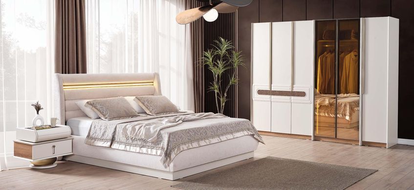 Set de dormitor BERLIN (Pat 180, dulap cu 6 uși, 2 noptiere, masă de toaletă și oglindă)
