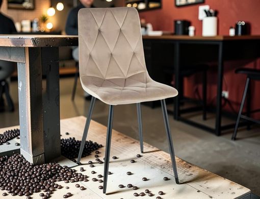 Scaun de dining TOM (FRAME BLACK/BEIGE BLUVEL 40) 45*39*91 cm