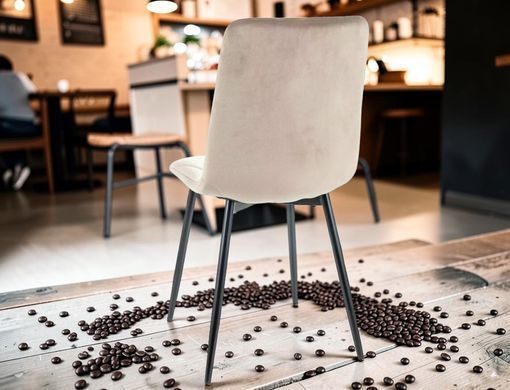 Scaun de dining TOM (FRAME BLACK/BEIGE BLUVEL 40) 45*39*91 cm