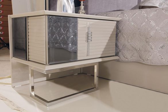 Set de dormitor SANNY (Pat 180, dulap cu 6 uși, 2 noptiere, masă de toaletă și oglindă, banchetă)