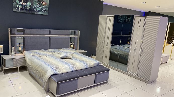 Set de dormitor SANNY (Pat 180, dulap cu 6 uși, 2 noptiere, masă de toaletă și oglindă, banchetă)