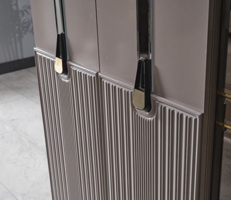 Set de dormitor OLCA (Pat 180, dulap cu 6 uși, 2 noptiere, masă de toaletă și oglindă, banchetă)